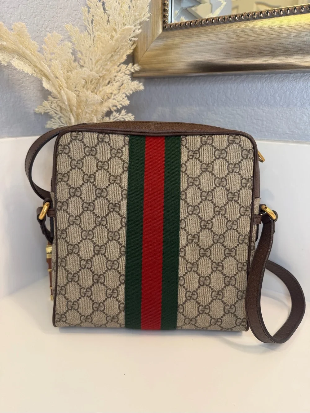 🎀GUCCI GG Supreme Monogram Web Small Ophidia Messenger Bag Brown